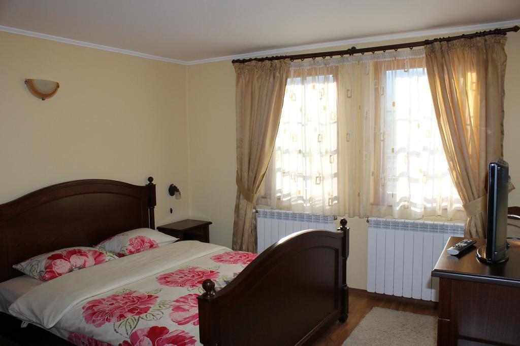 Guest House Maria Копривштиця Екстер'єр фото