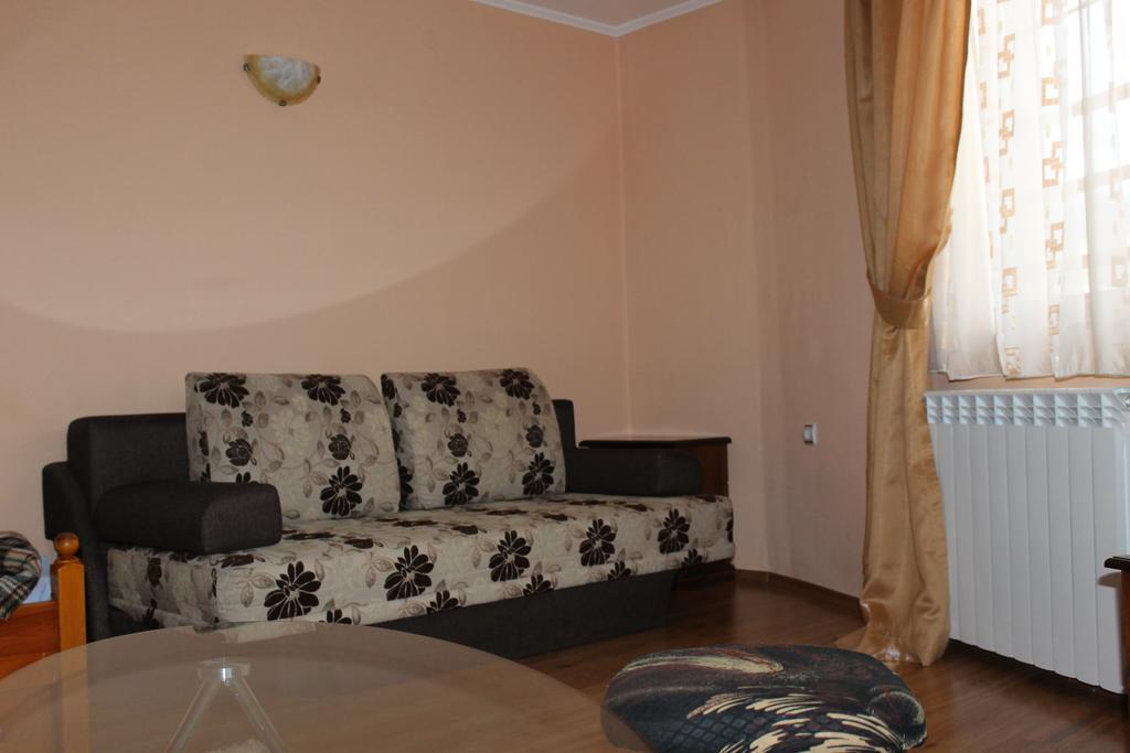 Guest House Maria Копривштиця Екстер'єр фото