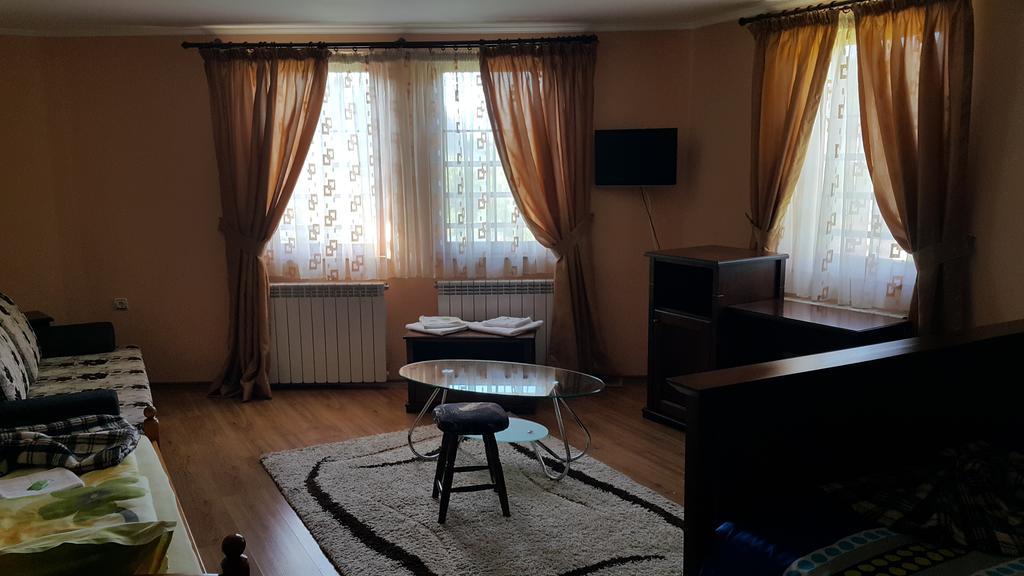 Guest House Maria Копривштиця Екстер'єр фото
