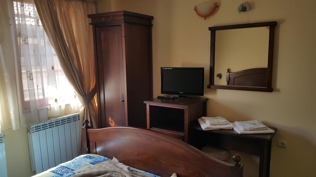Guest House Maria Копривштиця Екстер'єр фото