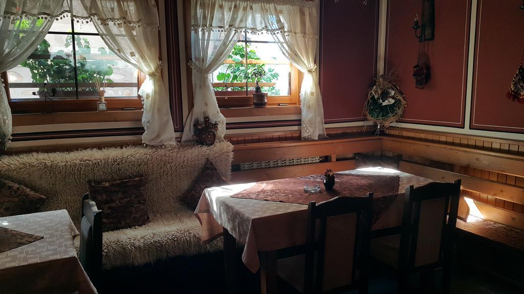 Guest House Maria Копривштиця Екстер'єр фото